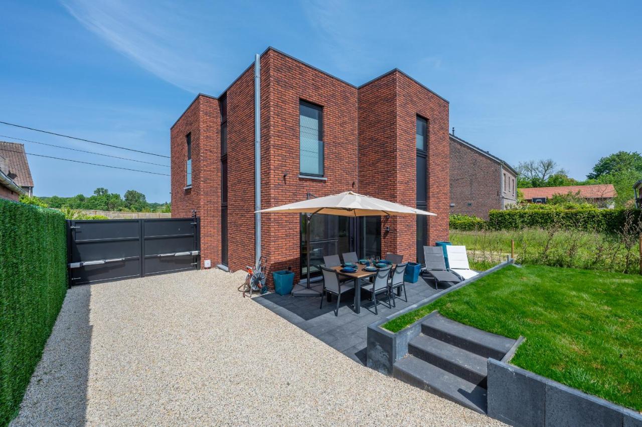 Unique Hideaway, Holiday House With Large Garden Kortenaken Esterno foto